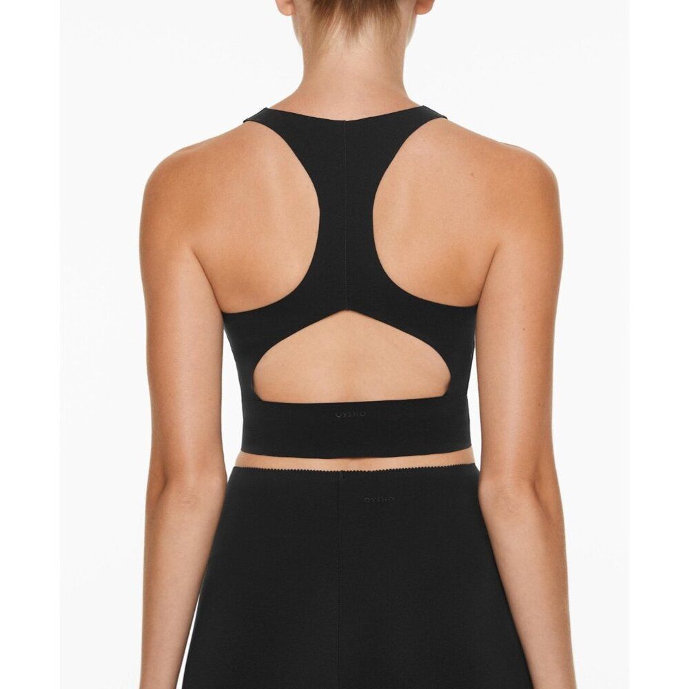 Black High-Neck Ribbed Crop Top - Picture 3 of 11